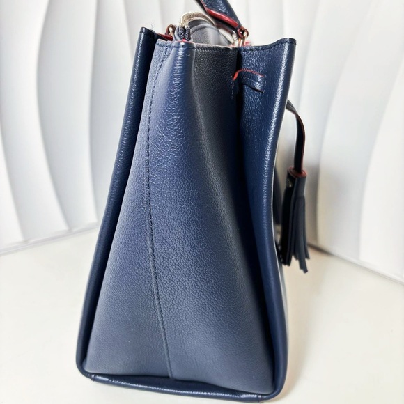 Louis Vuitton Navy Leather Lock Me Tote Bag with Red Accents - Picture 4 of 16